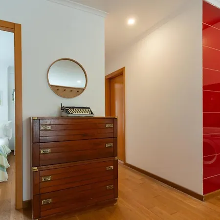 Apartamento With A Cozy Private Terrace Specially At Night