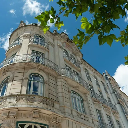With A Cozy Private Terrace Specially At Night Lisbon